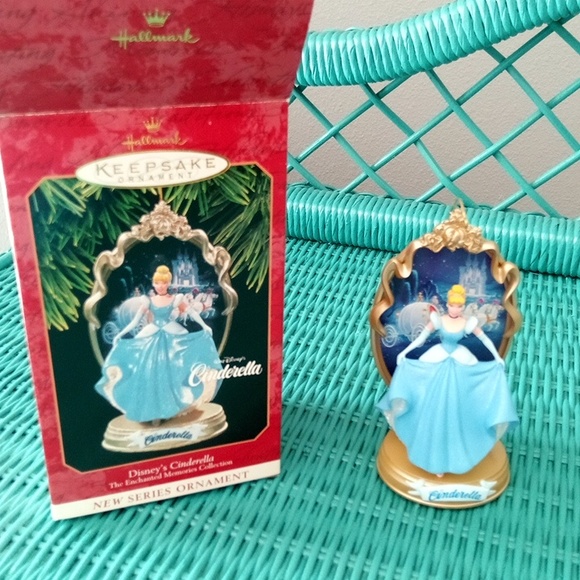 Vintage Hallmark Cinderella - Picture 6 of 8
